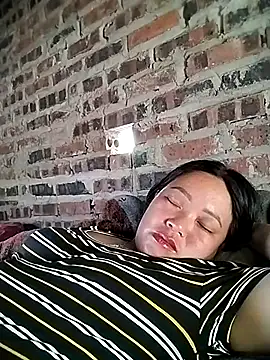 Min-in online show from May 6, 5:44 am