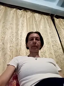 Tania9876 online show from May 30, 6:35 pm