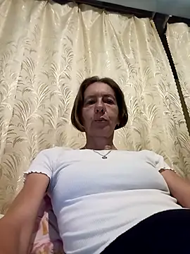 Snapshot of Tania9876 chatting on July 14, 6:47 pm Tania9876 online show from July 14, 6:47 pm