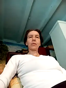 Tania9876 online show from April 1, 6:37 am