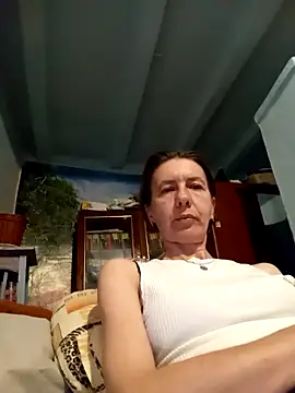 Tania9876 online show from April 23, 6:31 pm