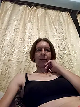Snapshot of Tania9876 chatting on July 1, 7:58 pm Tania9876 online show from July 1, 7:58 pm