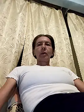 Snapshot of Tania9876 chatting on July 9, 7:24 pm Tania9876 online show from July 9, 7:24 pm
