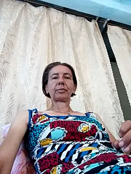 Snapshot of Tania9876 chatting on July 26, 8:43 am Tania9876 online show from July 26, 8:43 am