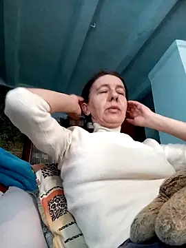 Tania9876 online show from April 2, 9:16 am
