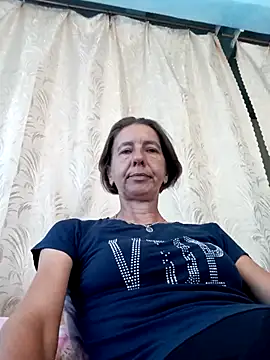 Snapshot of Tania9876 chatting on July 15, 7:15 am Tania9876 online show from July 15, 7:15 am