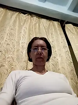 Tania9876 online show from June 4, 6:56 pm