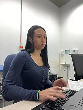 mina harker online show from April 11, 12:20 pm