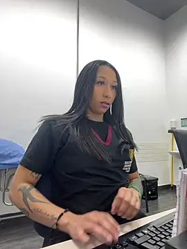 mina harker online show from April 18, 12:29 pm