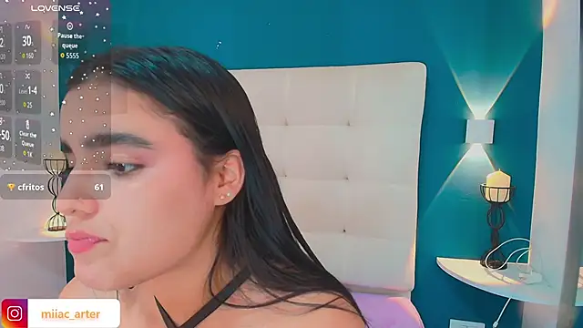 Snapshot of MiaaCarter_ chatting on June 21, 3:18 pm MiaaCarter online show from June 21, 3:18 pm