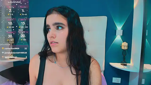 Snapshot of MiaaCarter_ chatting on June 12, 3:21 pm MiaaCarter online show from June 12, 3:21 pm