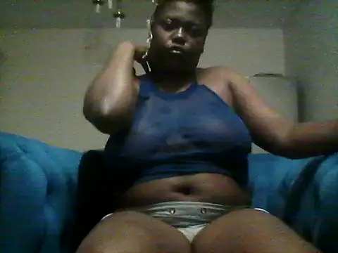 Thickdarkbby online show from April 9, 2:24 am