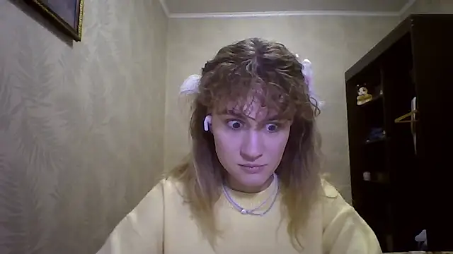 ElenoreHolguin online show from March 15, 3:41 pm