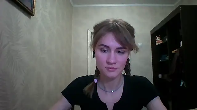 ElenoreHolguin online show from March 28, 3:02 pm