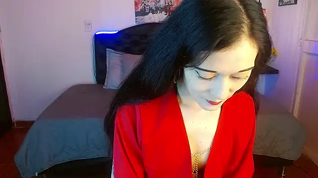 Mylu xx online show from July 11, 1:44 pm