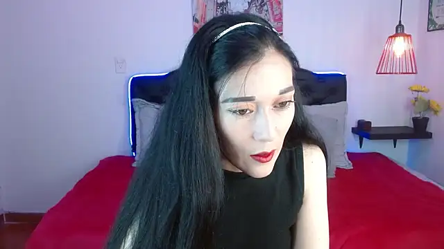 Mylu xx online show from May 4, 1:58 pm