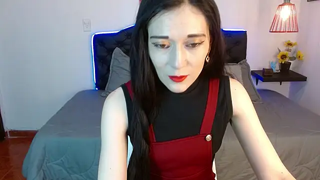 Mylu xx online show from July 25, 1:28 pm