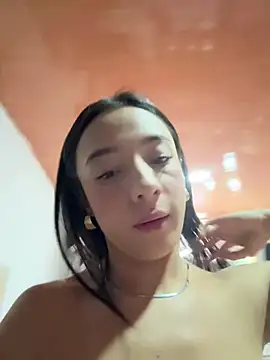 nami rosee online show from March 11, 3:06 pm