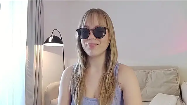 LittleForestELF2 online show from April 11, 1:37 pm