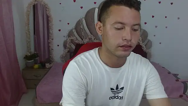 sven fox723 online show from June 8, 12:38 pm
