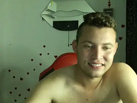 sven fox723 online show from May 16, 1:48 am