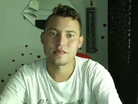 sven fox723 online show from May 16, 1:26 am