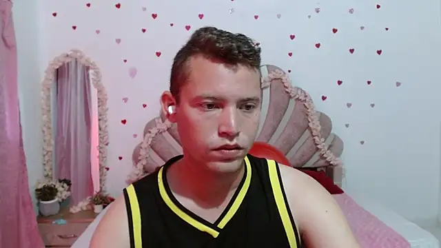 sven fox723 online show from May 26, 12:36 pm
