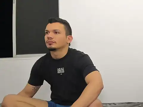 Snapshot of Jason_and_diego chatting on March 15, 6:09 am Jason and diego online show from March 15, 6:09 am