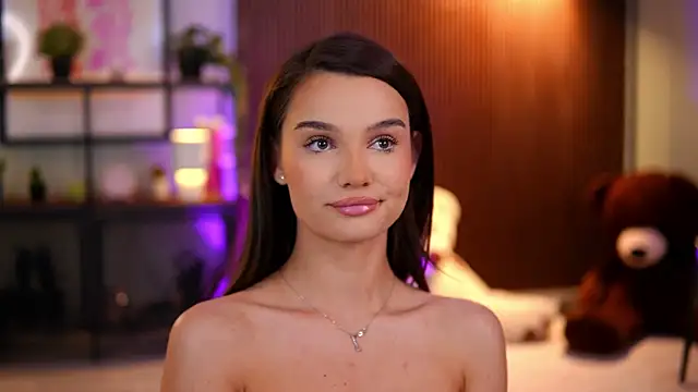 Lena Laurent online show from July 28, 9:17 am
