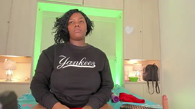 AvaJamess online show from April 10, 8:21 am