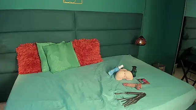 willturneer online show from April 4, 3:13 am