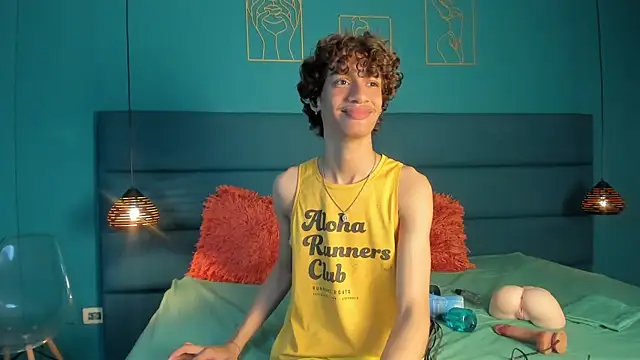 willturneer online show from March 15, 3:46 am