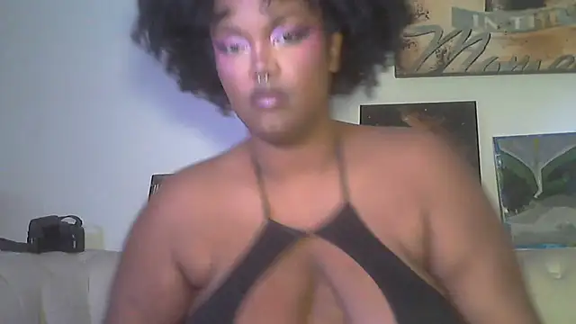 juicy janet online show from March 12, 3:49 pm