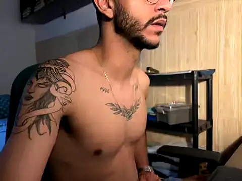 NoirVibeX online show from March 9, 8:01 pm