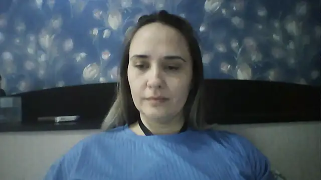 Alisa07qw online show from March 19, 7:30 am