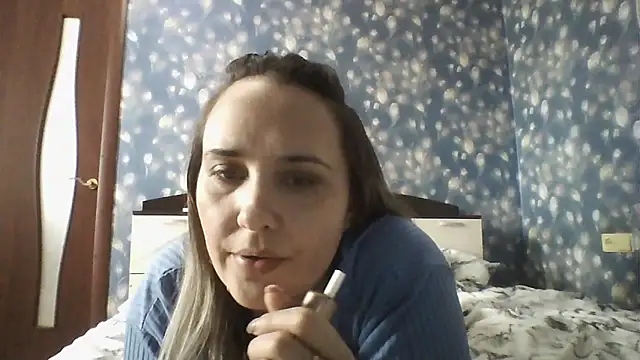 Alisa07qw online show from March 25, 6:02 am