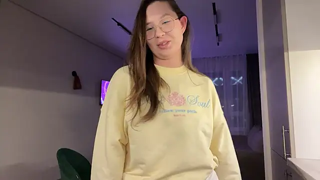 BritneyShy online show from March 12, 12:31 pm