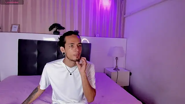 Skinny Mac online show from July 17, 2:14 pm