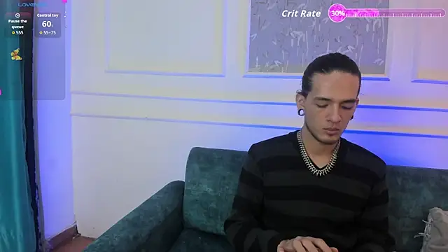 Snapshot of Skinny_Mac chatting on June 18, 1:27 pm Skinny Mac online show from June 18, 1:27 pm