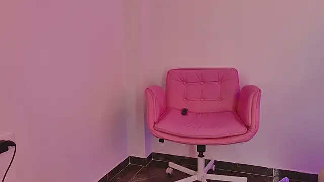 kittymyers online show from May 5, 2:09 pm