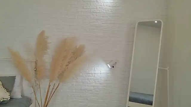 Sabrina Roose online show from April 14, 1:27 pm