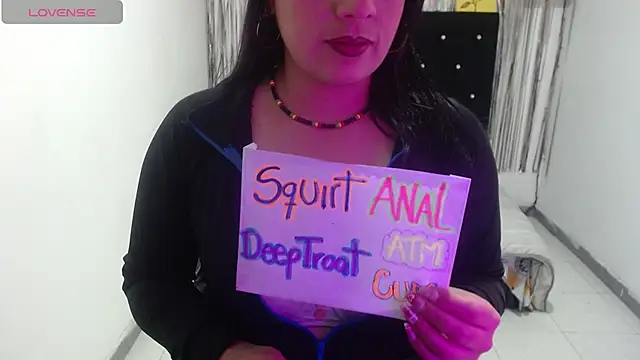 Scarlethorny69 online show from March 17, 1:36 pm