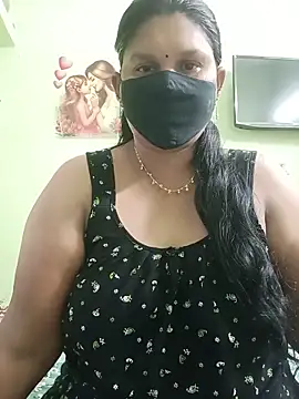 Snapshot of telugutanuja_ chatting on June 17, 12:43 am telugutanuja online show from June 17, 12:43 am