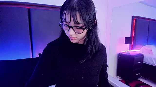 LilithBluum online show from June 21, 12:11 pm
