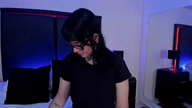 LilithBluum online show from May 29, 11:16 am