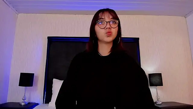 LilithBluum online show from March 31, 11:23 am