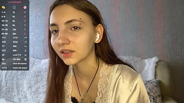 AlisaBloom online show from April 12, 10:07 am