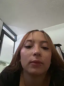 Snapshot of Milaac_ chatting on March 17, 8:45 pm Milaac online show from March 17, 8:45 pm