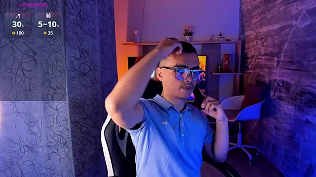 NicoKinggs  online show from April 13, 1:26 pm