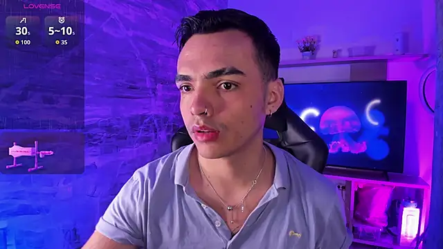 NicoKinggs  online show from March 25, 1:10 pm